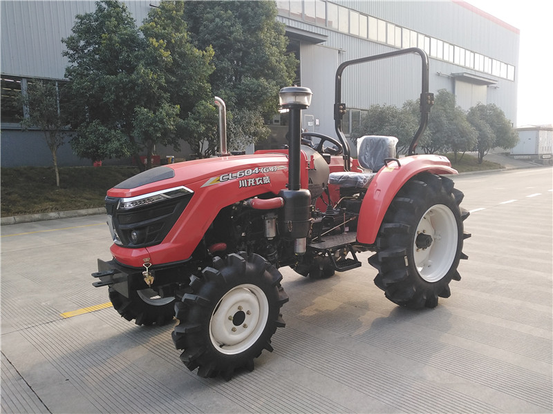 60-Horsepower Four-Wheel-Drive Tractor102