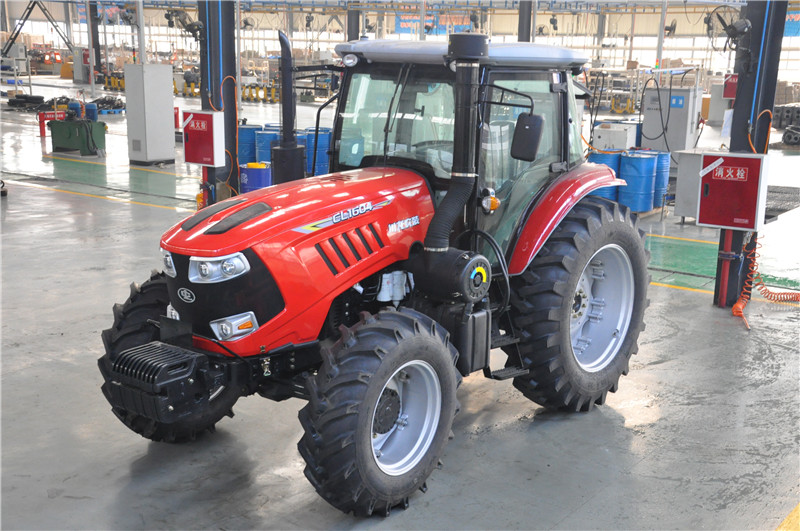 160-Horsepower Four-Drive Wheel Tractor101